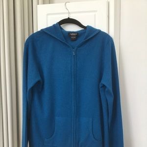 Lord & Taylor Teal cashmere Hoodie. Double zippers